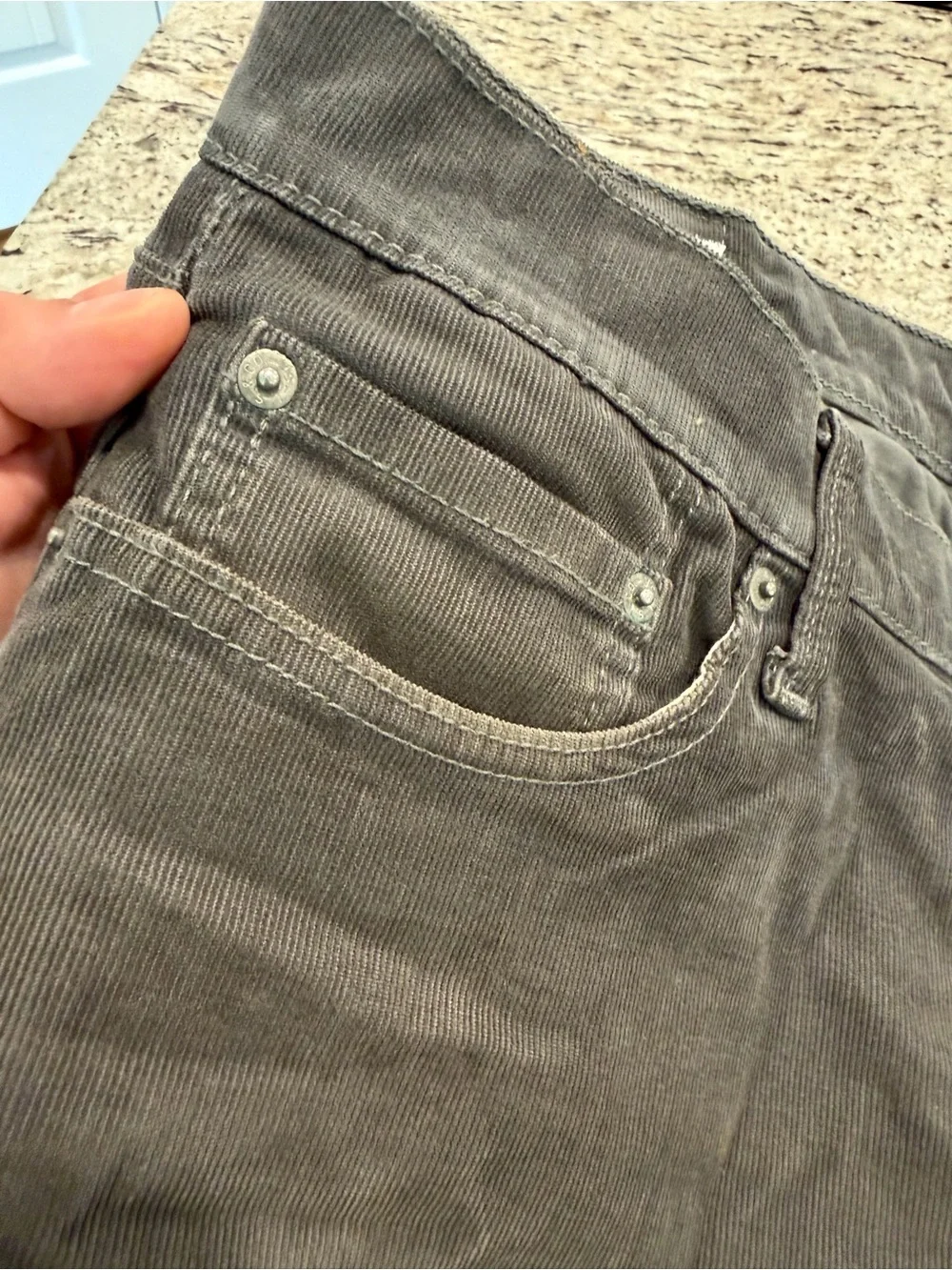 Levi’s 514 Corduroy Pants Gray Mens 36x32 Straight  9” Leg Openings